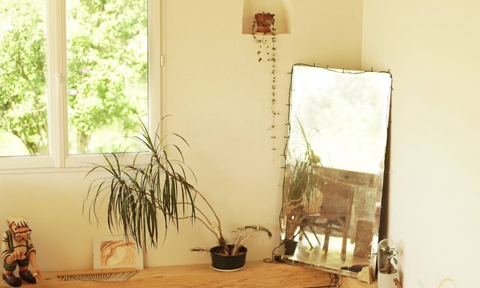 Montolieu Casa | House of Peace and Light