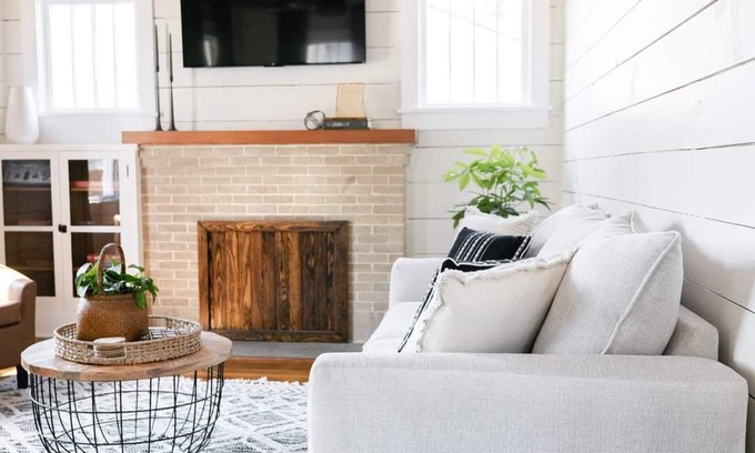 Alexandria Casa | House on Hill