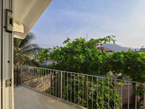Freetown Casa | House Sleeps6-Bbq-Balcony-ScenicMountainView
