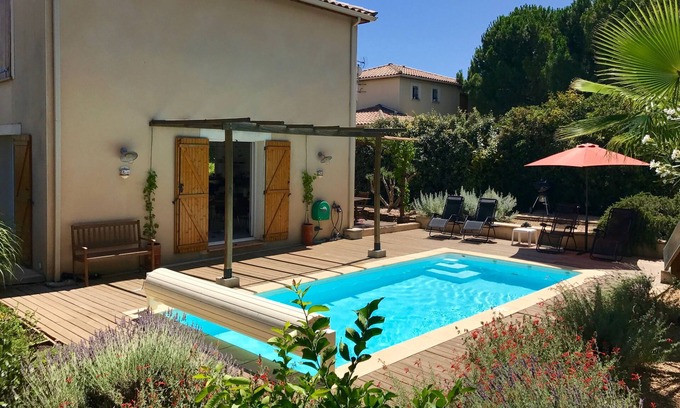 Roujan Casa | Villa con temp. piscina en pueblo vinícola, wifi, idóneo para niños, 10 km Pezenas, 30 km Agde