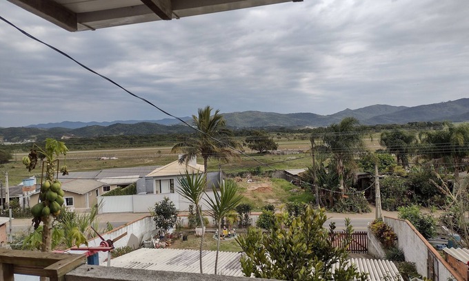 Governador Celso Ramos Casa | House with pool