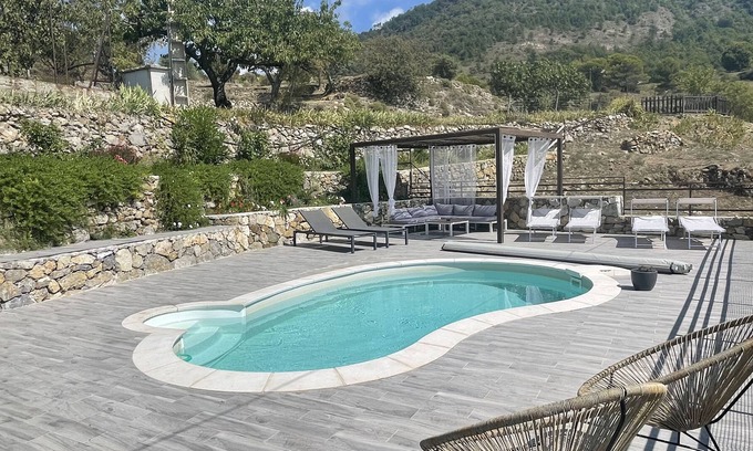 Touet-de-l'Escarene Casa | House with panoramic view "laurélie"