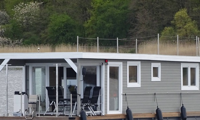 Luebeck Alquiler De Eote | Houseboat Janne Lübeck Including canoe, SUP and WLAN 50 MBit s Flat