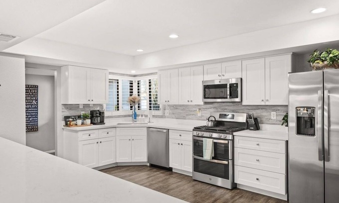 Park Scottsdale Townhouse Casa | Htd Pool, Hot Tub, FirePit, Concierge, N Old Town