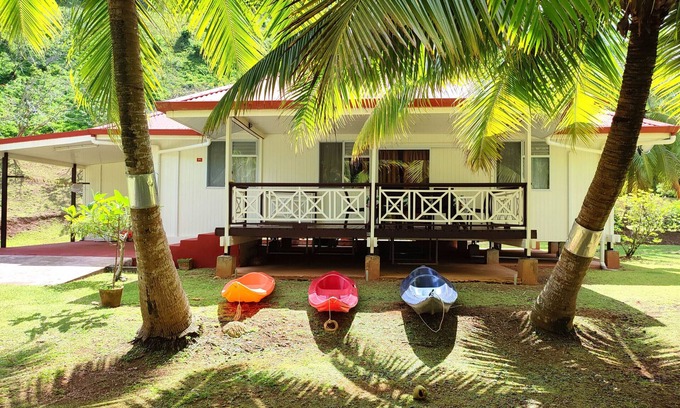Huahine Chalet De Esquí | HUAHINE - Fare Teakavehere + rental car
