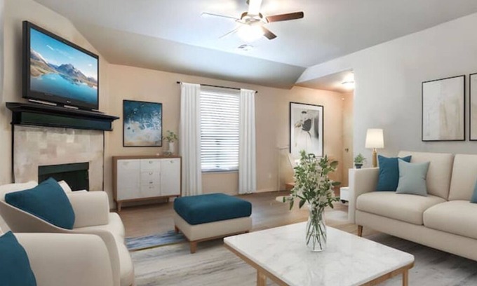 Wheatland Casa | Hudson Central Haven w/King Beds