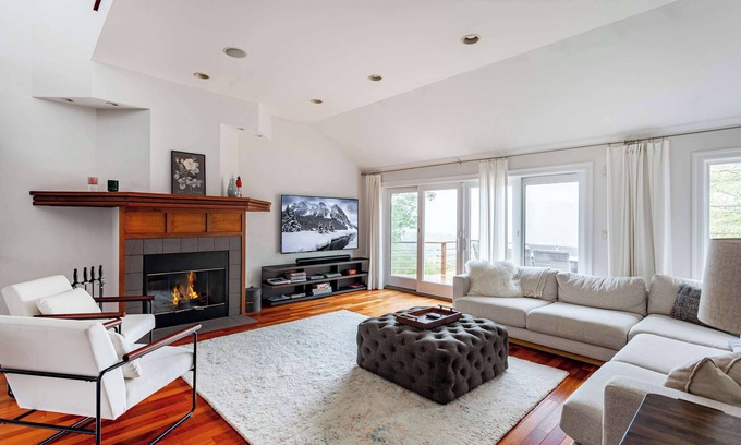 Cornwall Casa | Hudson Valley Hideaway: 10 Minutes to Storm King!