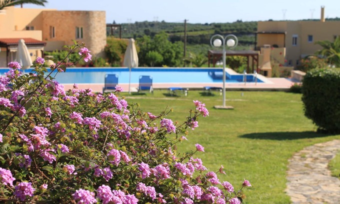 Houdetsi Apartamento | ENORME PISCINA en LUJOSA residencia de estilo cretense