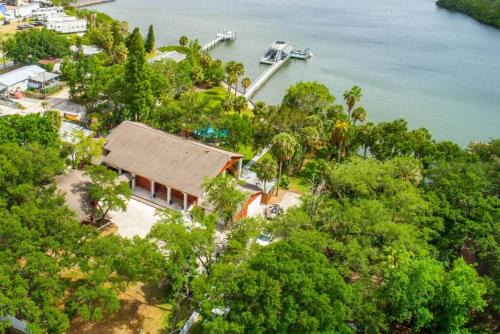 Riverview Casa | Huge Waterfront Mini-Resort with Gym, Dock and Pool