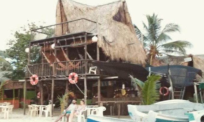 Bocachica Casa | Hugo's Place Alojamiento y Restaurante