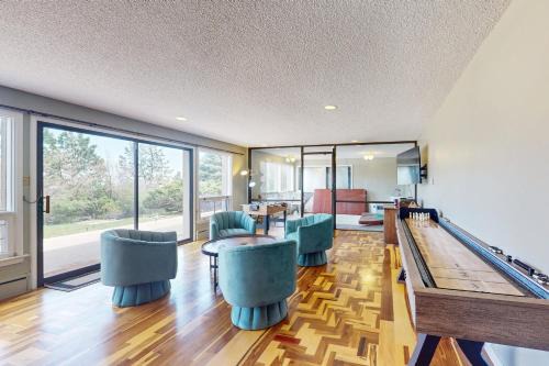 Broadmoor Casa | Hummingbird Haven