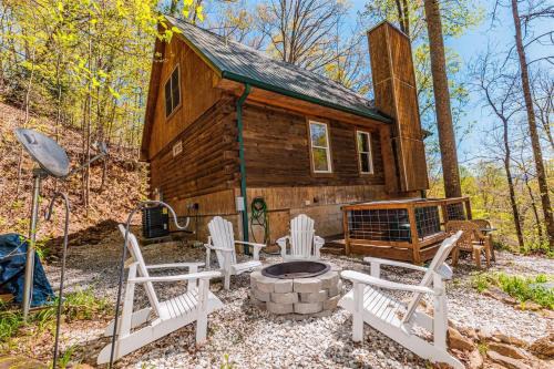 Bryson City Casa | Hummingbird Hollow