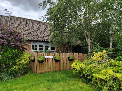 Great Moulton Casa | Hunters Lodge