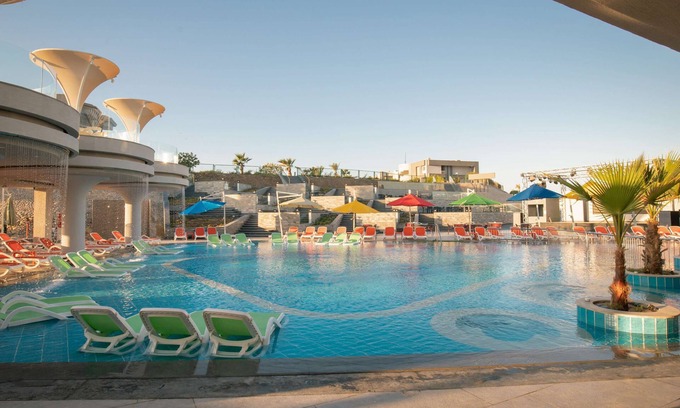 Village Road Hotel | Hurghada Long Beach Resort