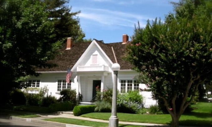 Lodi Casa | Casa Hutchins en el hermoso centro de Lodi