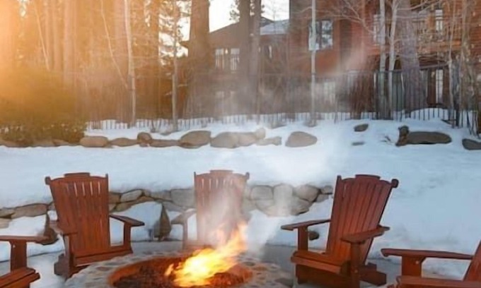 Incline Village Hotel | Hyatt High Sierra Lodge Resort, Fireplace, Luxury, Pool