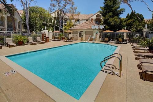 Belmont Hotel | Hyatt House Belmont Redwood Shores