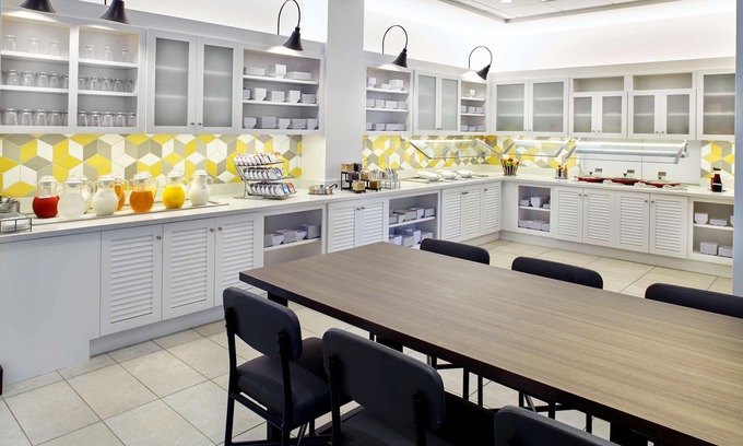 Lyndhurst Hotel | Hyatt Place Cleveland/Lyndhurst/Legacy Village