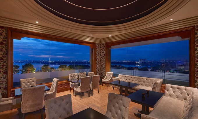 Hyderabad Hotel | Hyderabad Marriott Hotel & Convention Centre