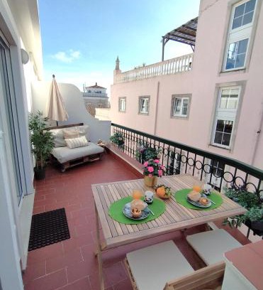 Lagos City Center Apartamento | HYPERCENTER PENTHOUSE @ true heart of old town