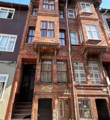 Balat Casa | i1 Historic House Hotel with Gorgeous View