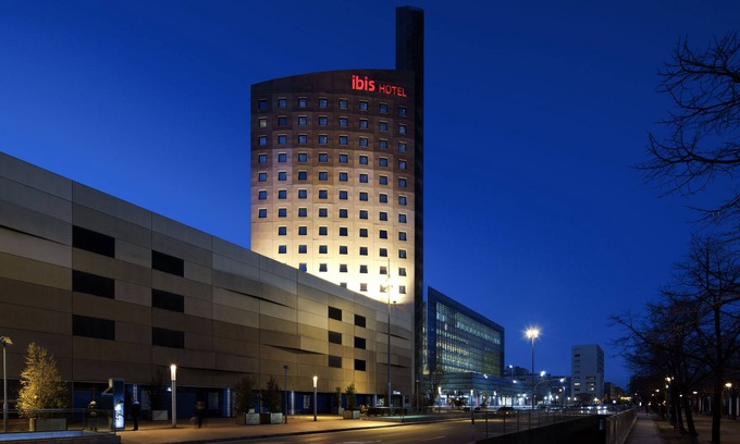 Porta Hotel | ibis Barcelona Meridiana
