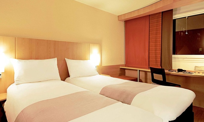 Stadtmitte Hotel | ibis Düsseldorf Hauptbahnhof