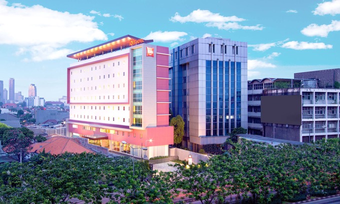Central Jakarta Hotel | ibis Jakarta Senen
