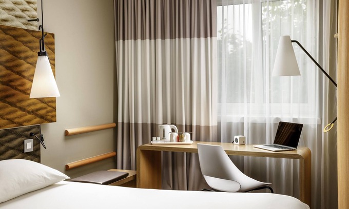 Gascoigne Hotel | ibis London Barking