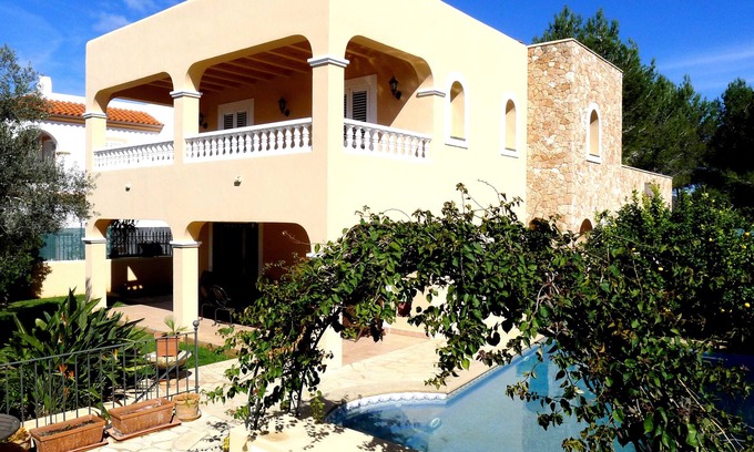 Santa Gertrudis Casa | Casa ideal para disfrutar con sus seres queridos.