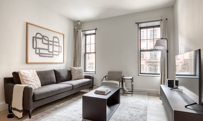 Brooklyn Heights Apartamento | Ideal Brooklyn Heights 2BR w/ Elevator & W/D, nr Promenade, by Blueground
