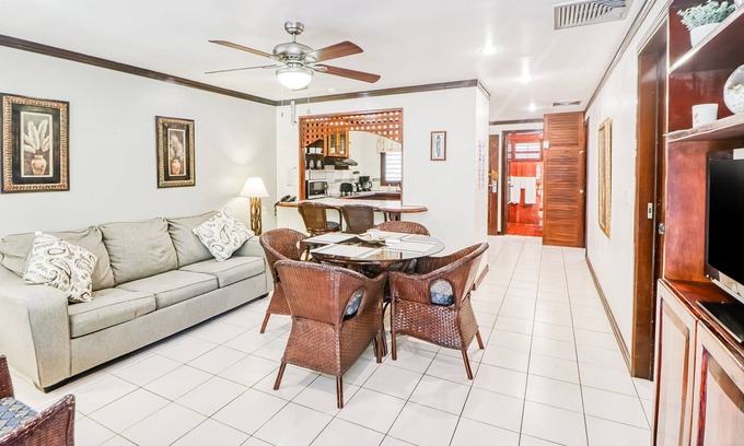 Damas Condominio | Ideal Getaway Near Town & Protected Mangroves w/Shared Pool & Hammock, WiFi