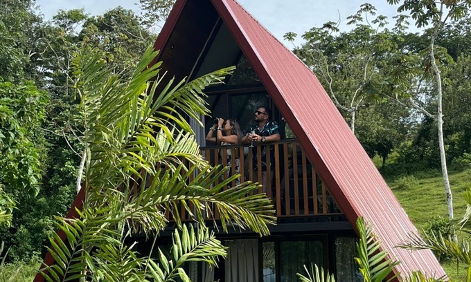 Monterrey Chalet De Esquí | Chalet ideal para descansar, precios ideales para el nómada digital.