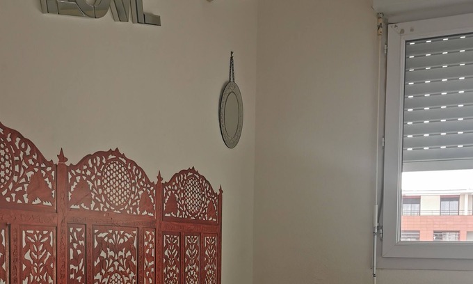 Bas-Vernet Apartamento | 🍹 Air conditioning, terrace 🍹⛱️ Near CV & sea ⛱️