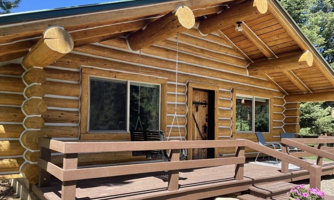 Durango - Purgatory Cabina | Idyllic Log Cabin Getaway