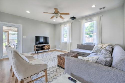 Green Haven Casa | Idyllic Pasadena Retreat with Garden and Hot Tub!