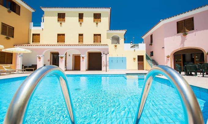 Sos Alinos Apartamento | Idyllic Residence Cala Viola B3 1 BedApt sleeps 3