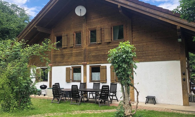 Nassau Casa | Idyllisches Ferienhaus mit Gatensitzplatz. Haustiere Willkommen!