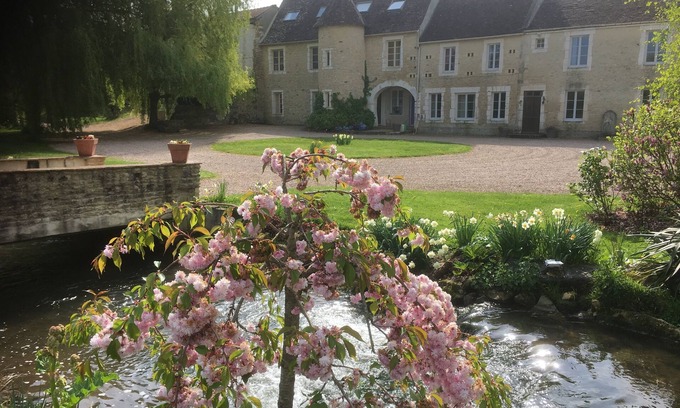 Ernes Apartamento | Ifs Appartment for persons with seasonal pool and jacuzzi