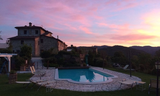 Anghiari Cama Y Desayuno | Il Cardo Resort