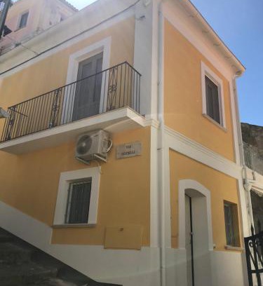 Pizzo Cama Y Desayuno | Il Casalino Apartment