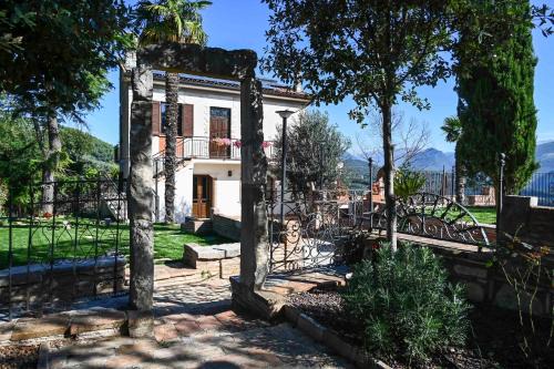 Precetto Apartamento | Il Colle di Torre Orsina
