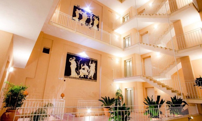 Lecce Casa | Il Cortile delle Esperidi