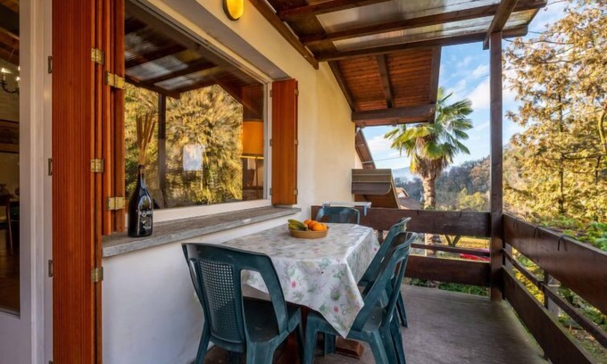 Castello Apartamento | Il Faro by Interhome