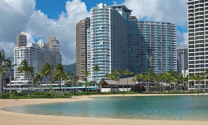 Waikiki Hotel | Ilikai Hotel & Luxury Suites