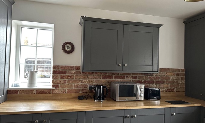 Knaresborough Cabaña | Immaculate 4-Bed Cottage in Knaresborough