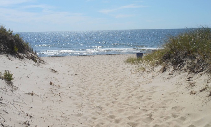Northwest Harwich Apartamento | Impressive studio in stunning oceanfront Dennisport Resort