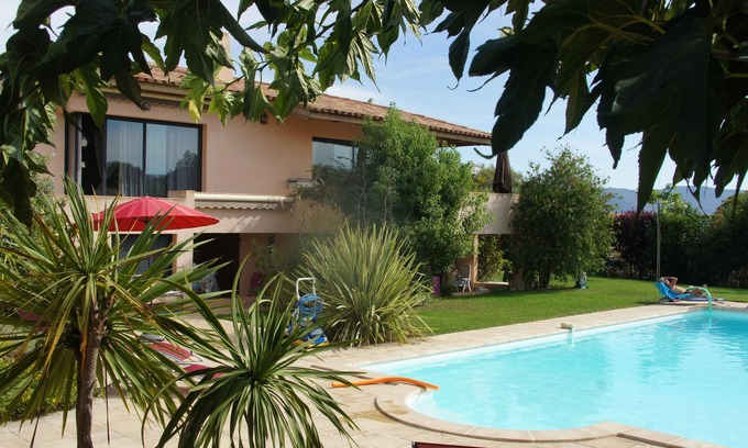 Sagone Villa | EN VILLA CON ENCANTO SAGONE GRAN PISCINA MARCO EXCELENTE CERCA DE TODAS LAS PLAYAS