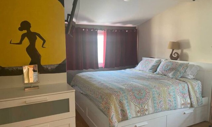 Long Beach Casa | In the Heart of Long Beach