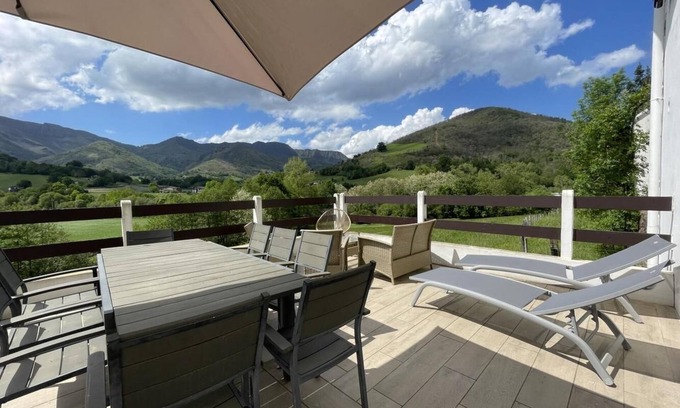 Saint-Etienne-de-Baigorry Casa | Casa independiente rodeada de naturaleza